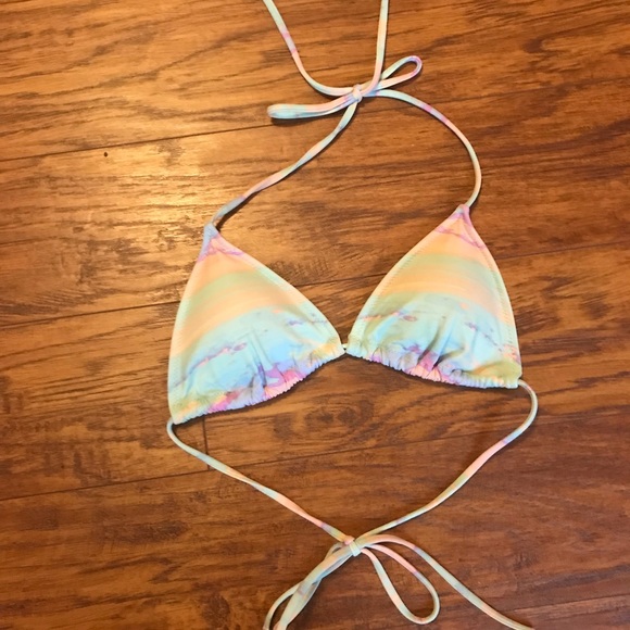 Victoria's Secret Other - Victoria’s Secret Print Triangle Top Victoria's Secret Other - Victoria’s Secret Print Triangle Top